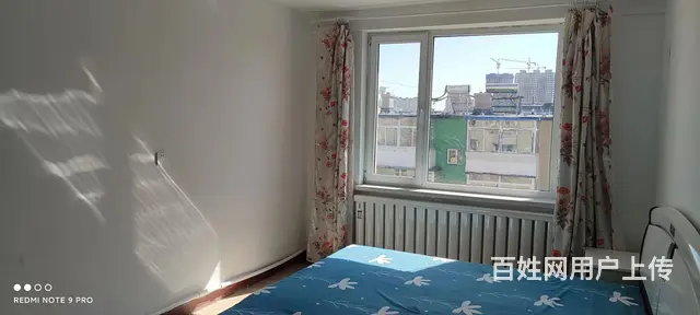 解放小学分校门口，精装修首次出租，5楼 - 图片 1