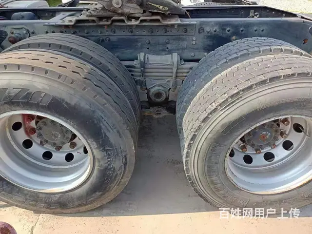 精品国五东风天龙旗舰版牵引车 - 图片 3