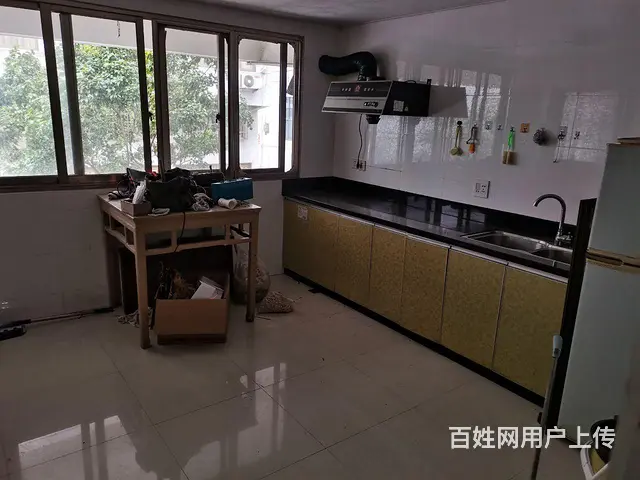 湖滨小区房屋出租 - 图片 1