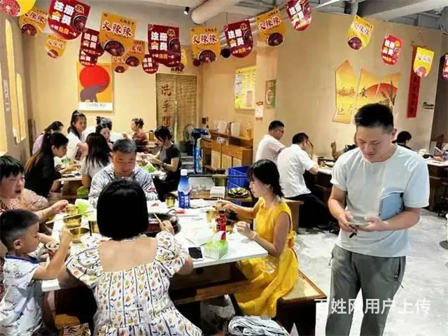 （同城搜铺网）资溪花园A区260平火锅店转让 - 图片 5