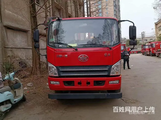 解放大王单桥挖机平板拖车 手续齐全 - 图片 3