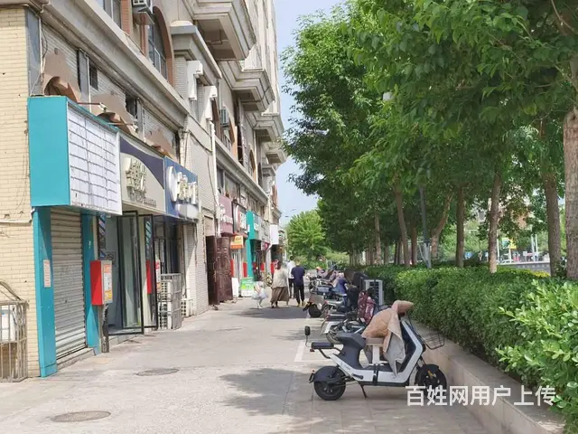 【福铺】宝龙广场进出口沿街|分租门头二楼35平 - 图片 8