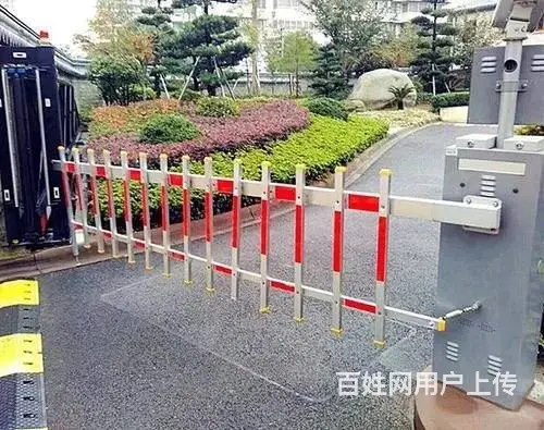 昆明停车场道闸杆一根多少钱 - 图片 2