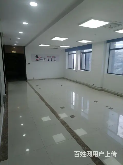 德思勤对面西雅国际酒店纯商务写字楼 - 图片 3