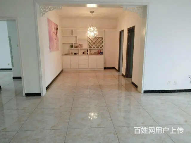 八一路西头，精装大三居 ，有证，随时看 - 图片 2