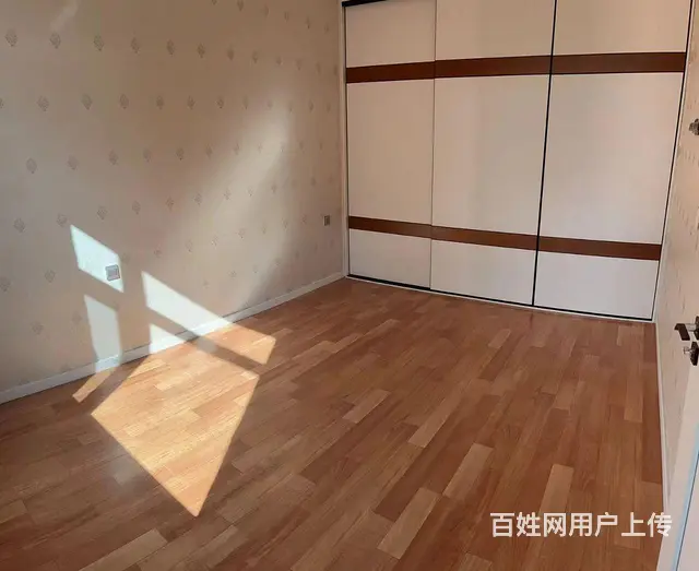 欧洲新城高层电梯房，136平，77万带车库 - 图片 2