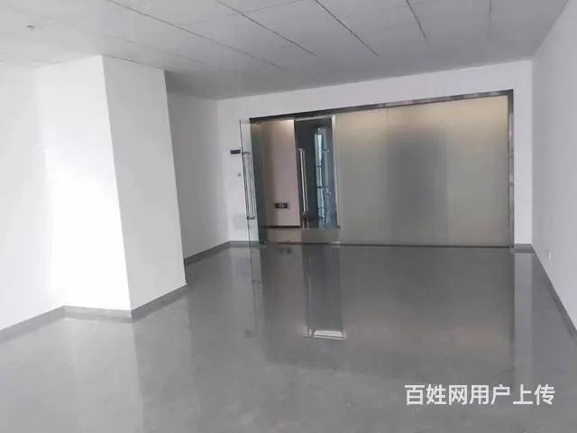 位置优越 商业成熟 周边生活配套齐全 干净卫生 - 图片 1