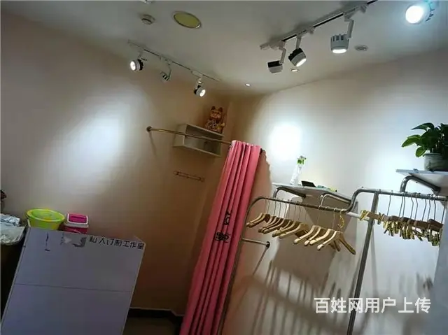 （同城搜铺网）万源中心广场20平+20平服装店转让（可整可分 - 图片 3