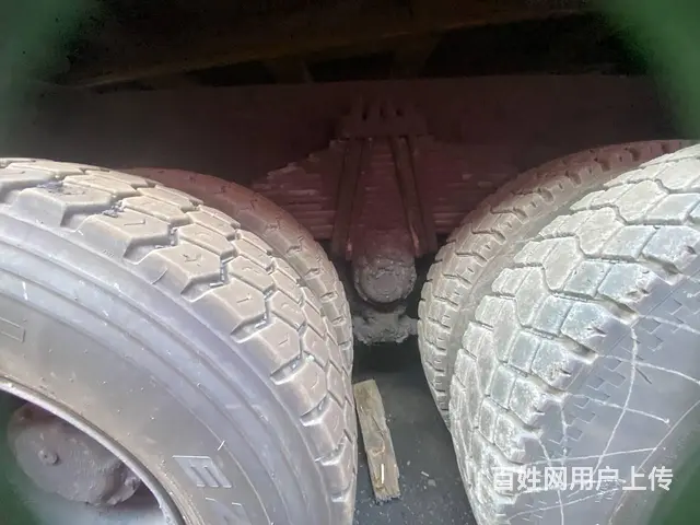 十台19年国五排放天然气豪沃前四后八平板自卸 - 图片 8