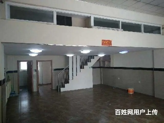 双鹤小区道边商服出卖 - 图片 1