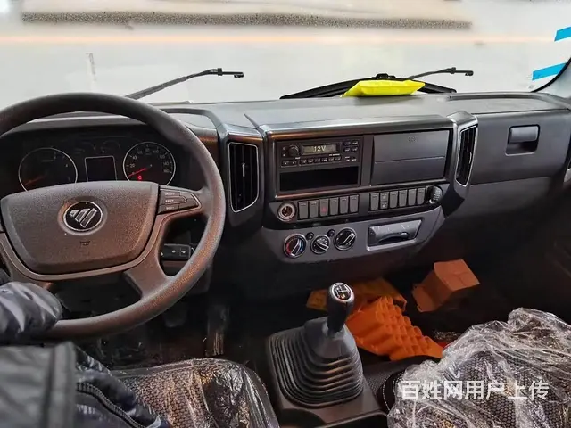 解放4米2肉钩冷藏车小型厢式鲜货冷藏车多少钱 - 图片 4
