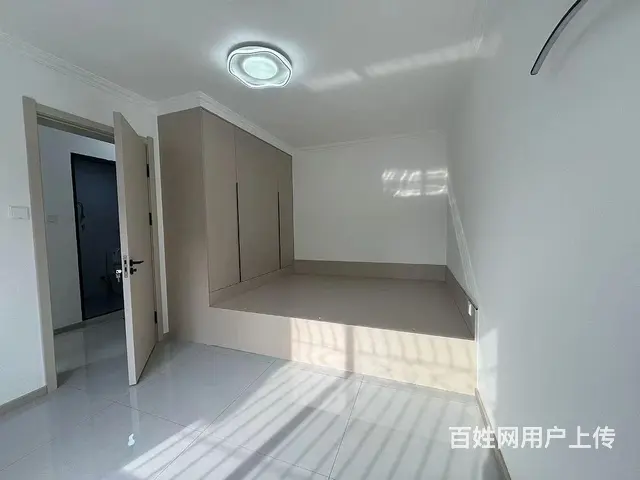 好楼层 市场近 水泥社区 普通住宅 精装修 - 图片 1