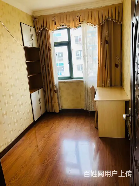 黄海城市花园 精装 三室两卫 家电家具齐全  拎包入住 - 图片 3