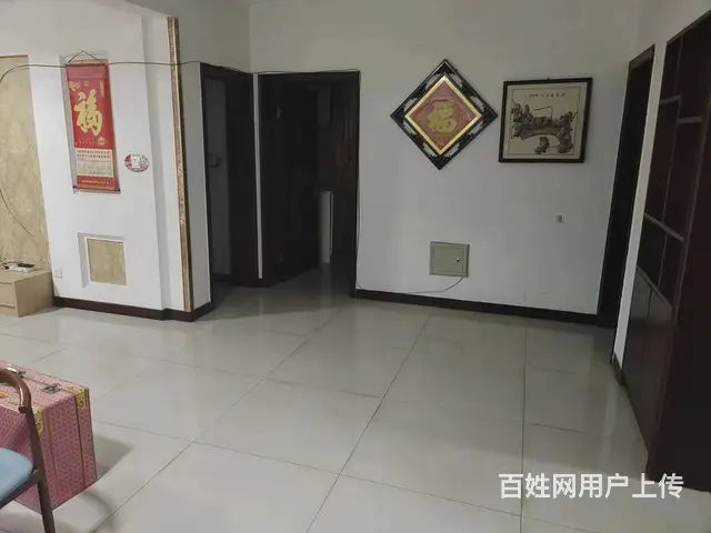 黄山鼎都138平三室 带车位车储藏室 年租2万 - 图片 3