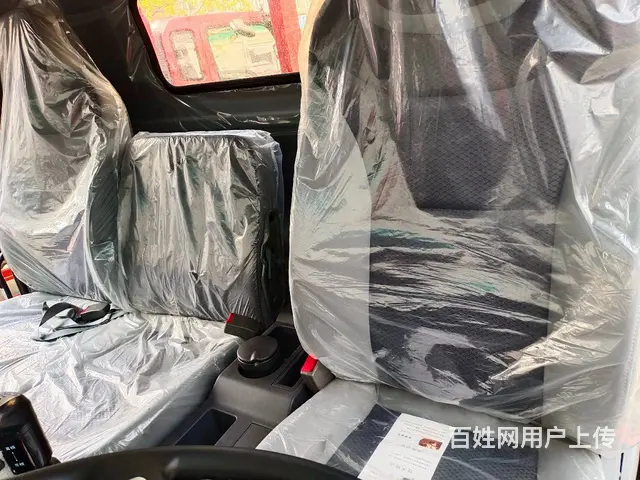 经典款小黄牌重汽王牌拖板车拖60 75挖掘机平板车 - 图片 9