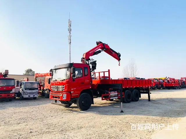 宏昌天马15吨折臂随车吊价格便宜 可分期 包上户 - 图片 1