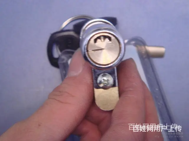济南将军花园附近开锁换锁公安备案将军花园指纹密码锁 - 图片 1