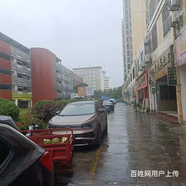 （51旺铺推荐）海秀中路26小学旁边30平小吃椰子水店转让 - 图片 2