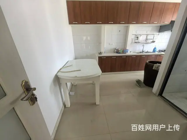 五一街附近6楼，厢房80平10.5万，改地热了，可直接入住 - 图片 5