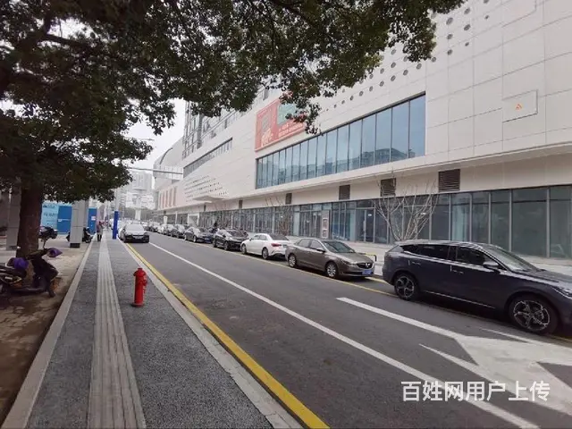 挑高六米，小区主门口五折出售 原价3.3万现价1.5万每平 - 图片 6