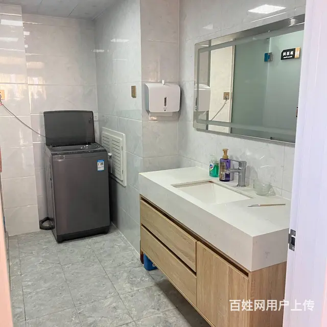 位于迎宾路香格里中心9层160平米美容工作室整体转让 - 图片 6