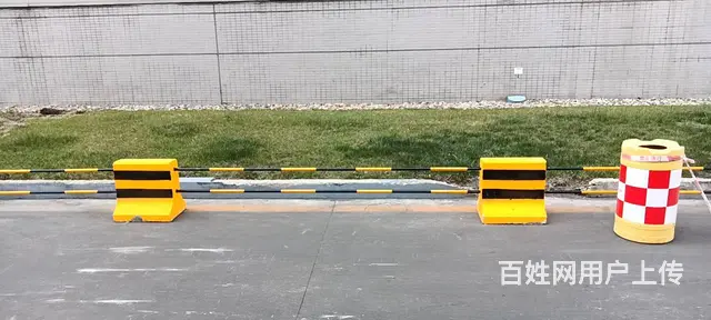 沈阳水泥墩交通水泥墩公路隔离墩防撞墩厂家直销 - 图片 8