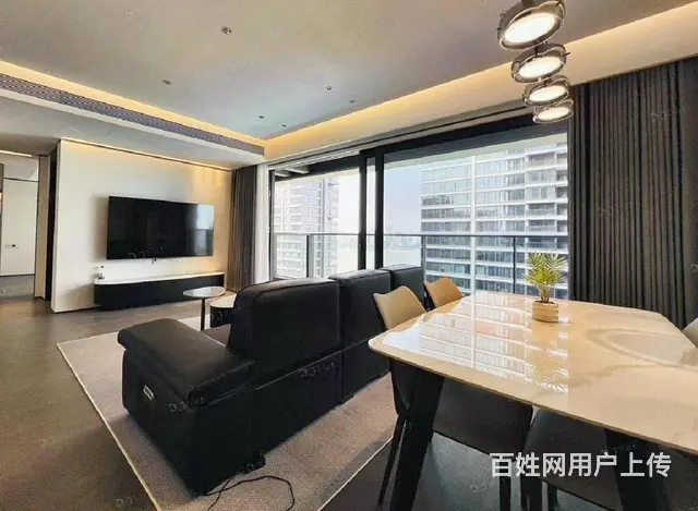 武昌滨江观江豪宅 长江中心3房2卫 邻近万象城绿地 - 图片 1