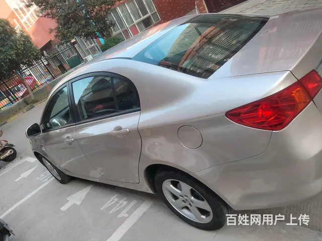 荣威350 2011款 350S 1.5 手动 讯捷版 - 图片 4