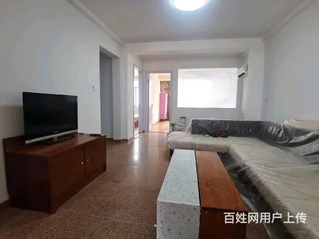 万达芝罘湾华茂小区3室1厅设施全拎包住 - 图片 1