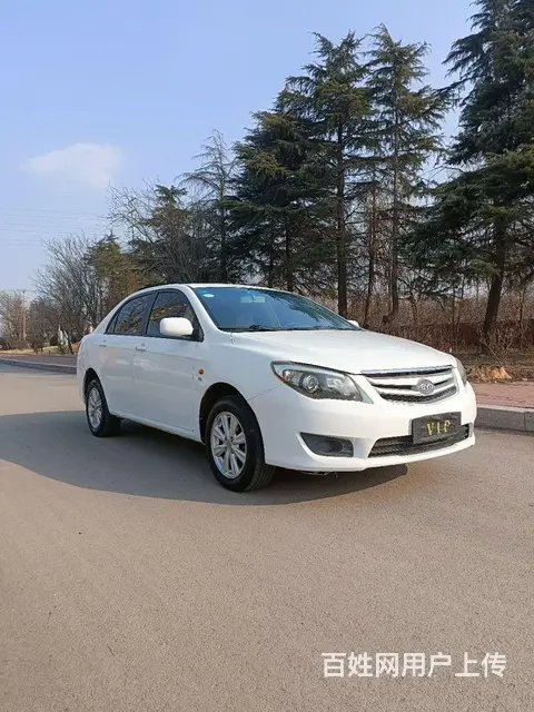 比亚迪L3 2015款 1.5 手动 节能版尊贵型 - 图片 2
