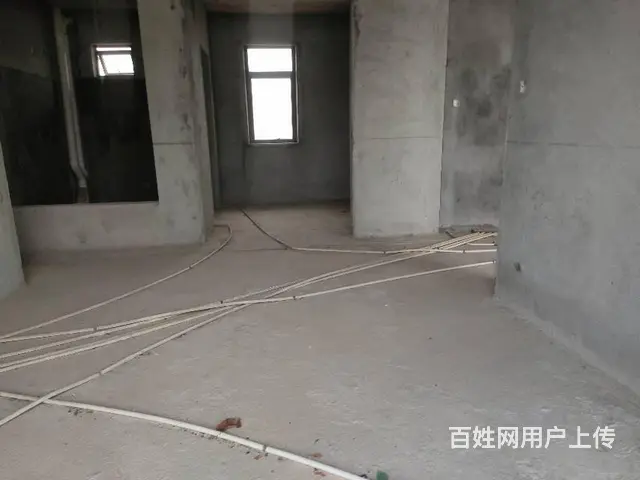 琼洲大桥 商圈   倚能美林湾4房跃层毛坯房 - 图片 6