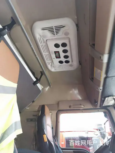 豪沃9米8厢式货车 国6排放自动挡便宜出售 - 图片 3