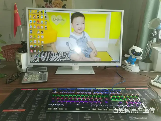 32寸显示器二手，内屏有小白点，不影响使用，特价初 - 图片 1