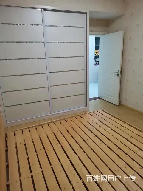 在路边新天地旁市场路4楼三室两厅精装修 - 图片 8