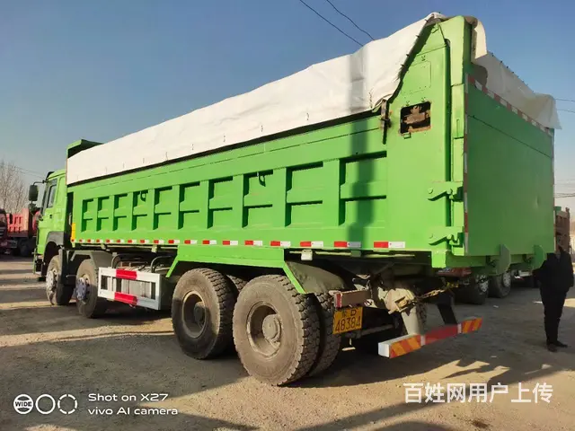 出售10台18年豪沃前四后八自卸车7.6米货箱 - 图片 5