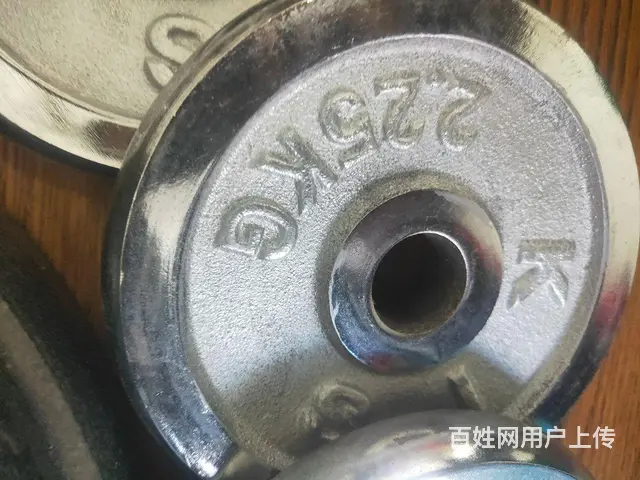 出售杠铃，杠铃床，哑铃全套 - 图片 7