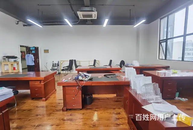 金开区金龙湖地铁口280平明阳广场带家具纯办公 - 图片 8