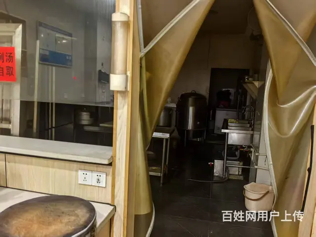 （易转介绍）义乌浙四医院侧门口设备齐全大人流餐饮店转让 - 图片 3