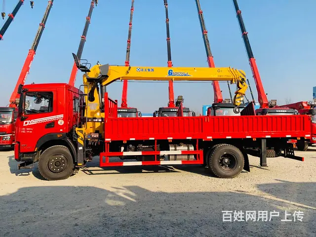 东风单桥配徐工8吨货箱6.1米随车吊价格多少 - 图片 12