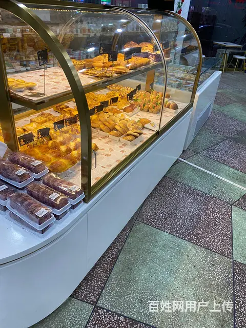 大型蛋糕店转让，4间转角门面，位置特别好 - 图片 2