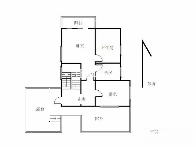 高档别墅区，小区环境一流，生活便利。带车库一起出售。 - 图片 1
