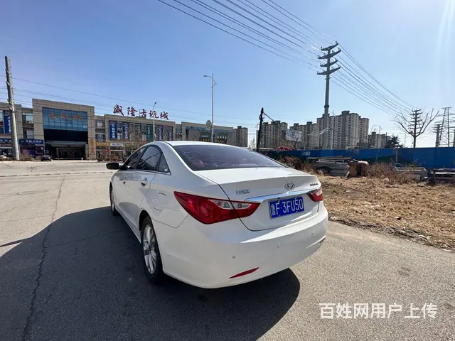 现代 索纳塔 2013款 第八代索纳塔 2.4 手自一体 顶 - 图片 7