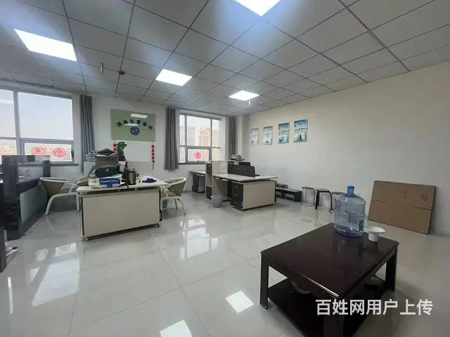 焦作市山阳区华融国际大厦写字楼76平米对外出租 - 图片 1