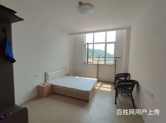 yp:出租:银沙大厦公寓
?50平左右，一室一厅一卫，家具家 - 图片 1