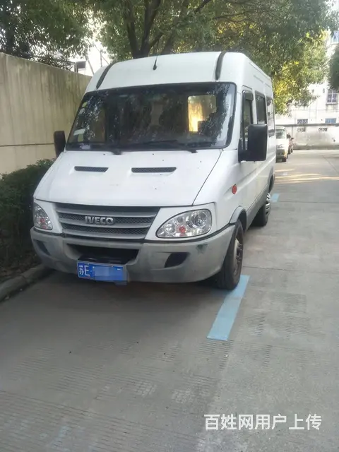 15年的依维柯出售，保养好自家车，无事故。 - 图片 2