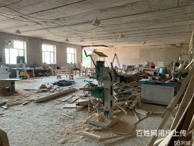 道外民主西环水泥路出口厂房出租出售 - 图片 3