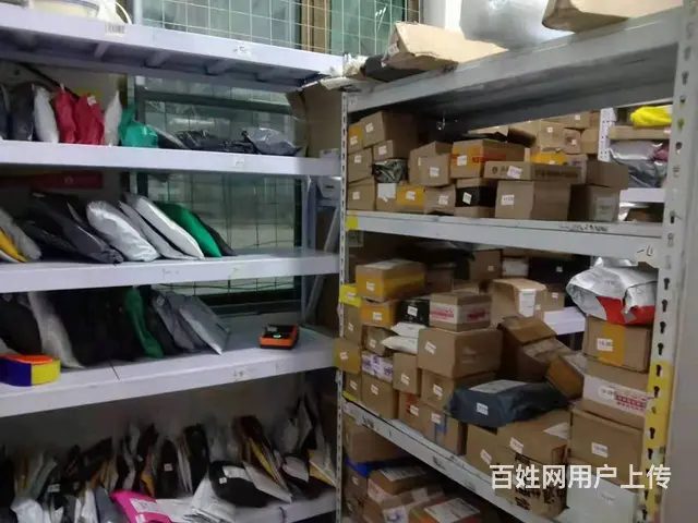 7483(七P）个人城西区海湖新区恒昌卢浮公馆西门快递店转让 - 图片 3