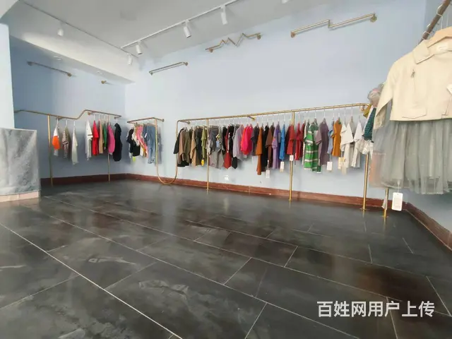 B个人一步行街国际大酒店斜对面童装店转让 - 图片 8