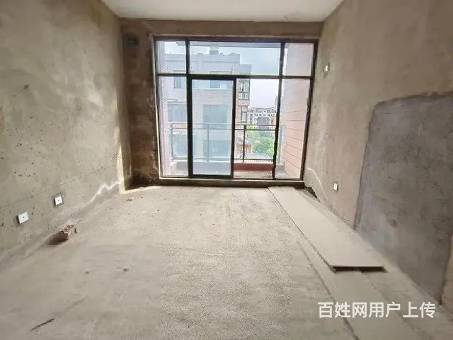 别墅 河边联排别墅 边户 带大院子 证过二 近奥林匹克 - 图片 2
