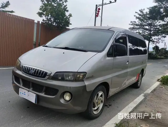 加长版江淮瑞风 - 图片 1